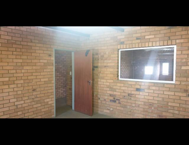 319M² WAREHOUSE TO LET IN BRENTWOOD PARK